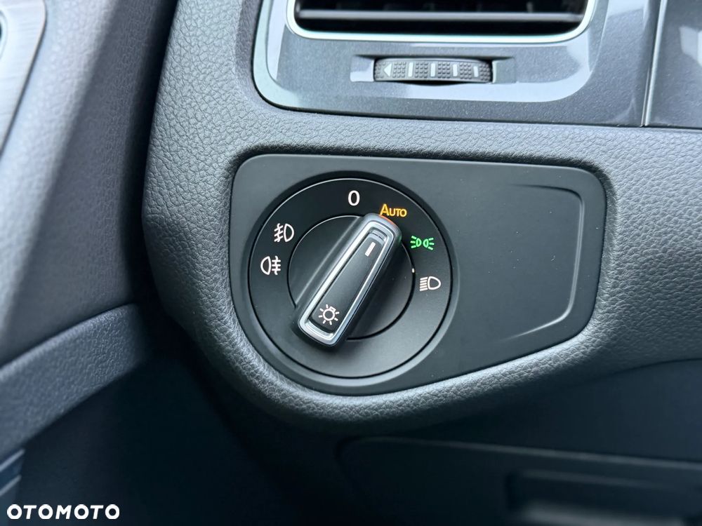 Volkswagen Golf 2.0 TDI (BlueMotion Technology) Highline - 30