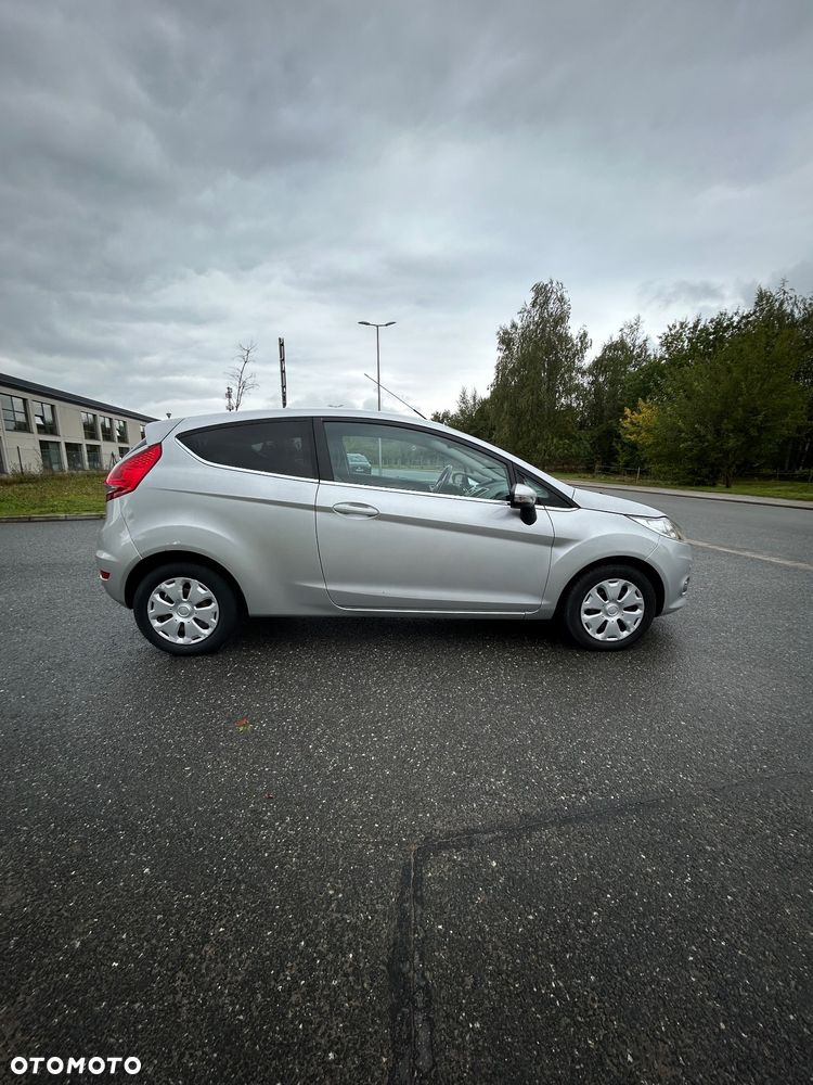 Ford Fiesta 1.4 TDCi Ambiente - 5