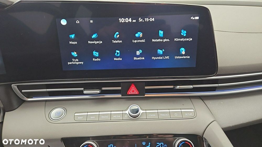 Hyundai Elantra 1.6 Executive CVT - 20