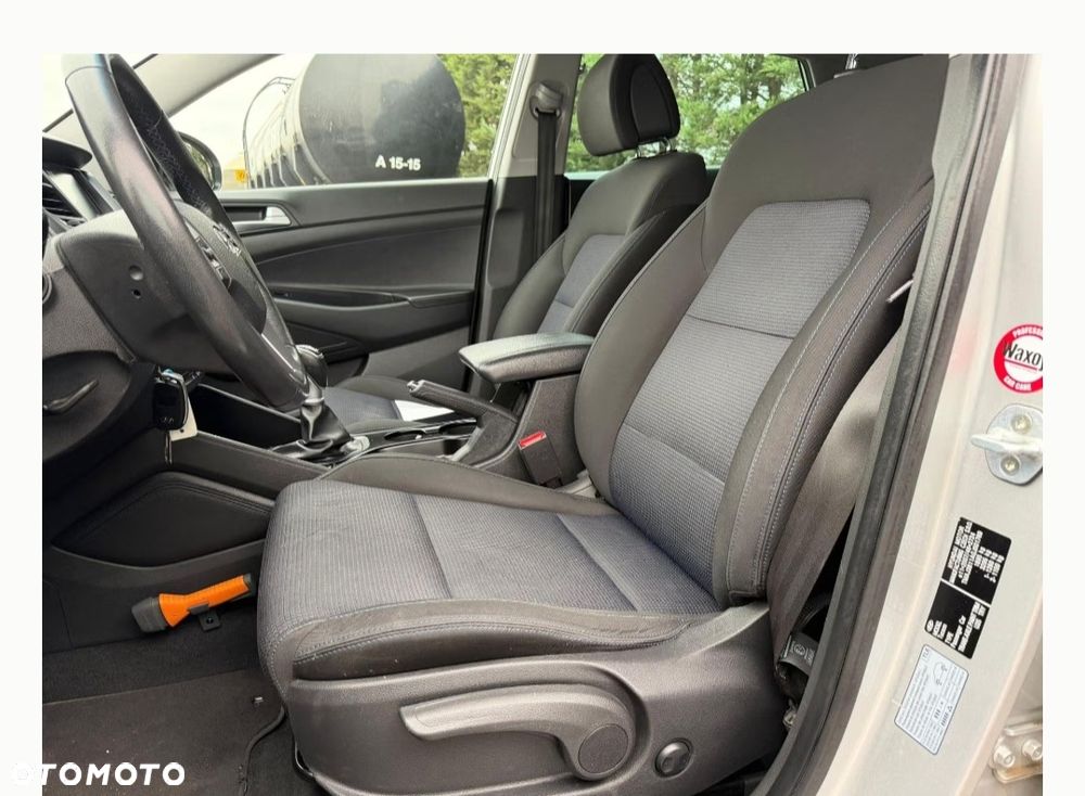 Hyundai Tucson 1.6 GDI BlueDrive Comfort 2WD - 11