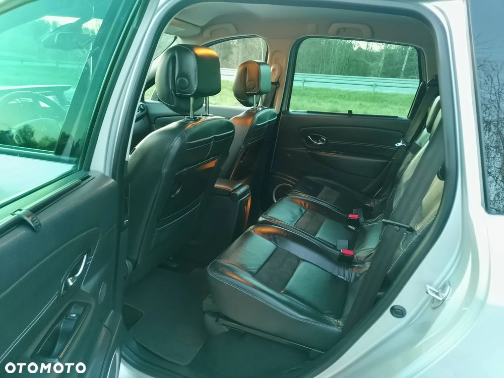 Renault Grand Scenic Energy dCi 110 S&S Bose Edition - 21