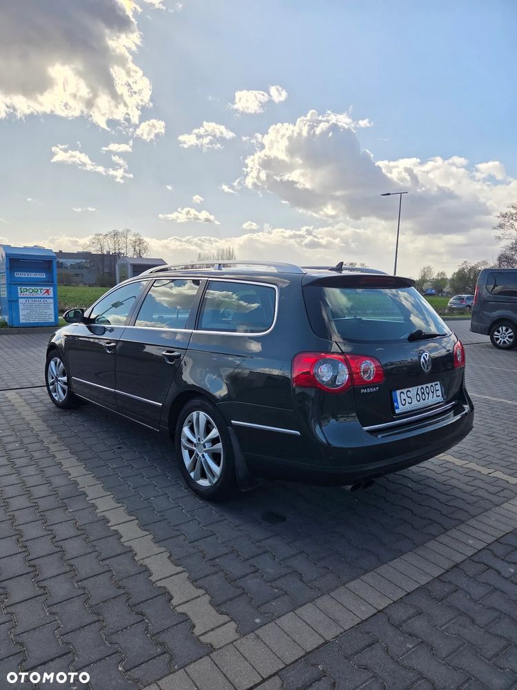 Volkswagen Passat 2.0 TDI DPF Comfortline DSG - 2
