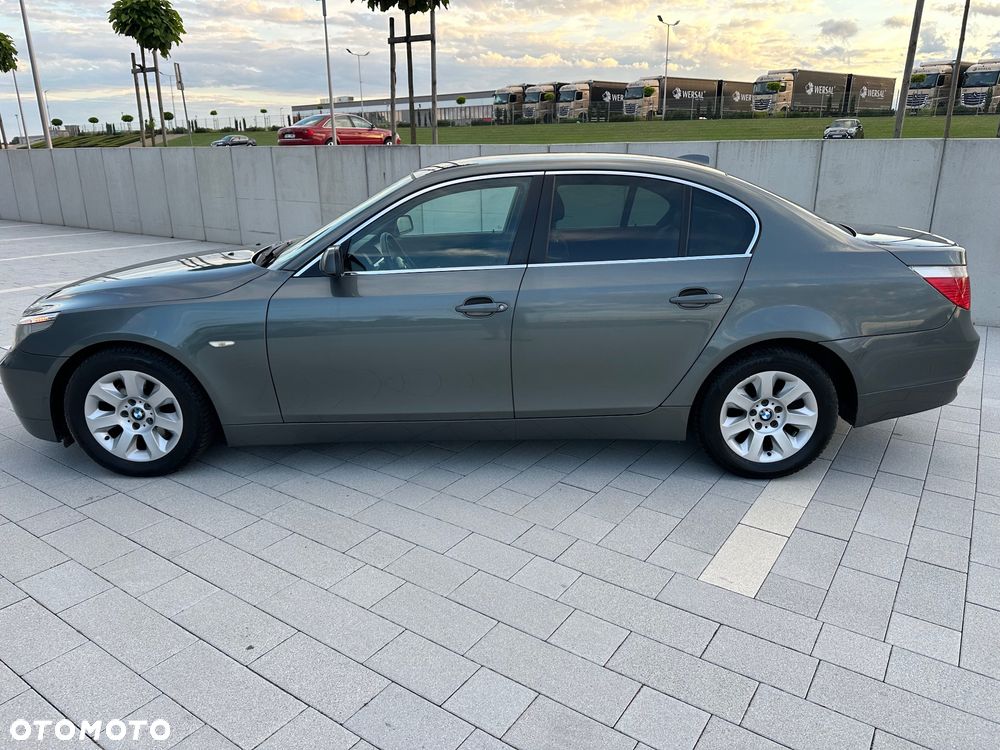 BMW Seria 5 525i - 3
