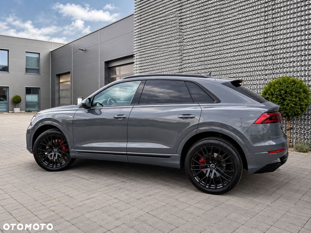 Audi Q8 - 4