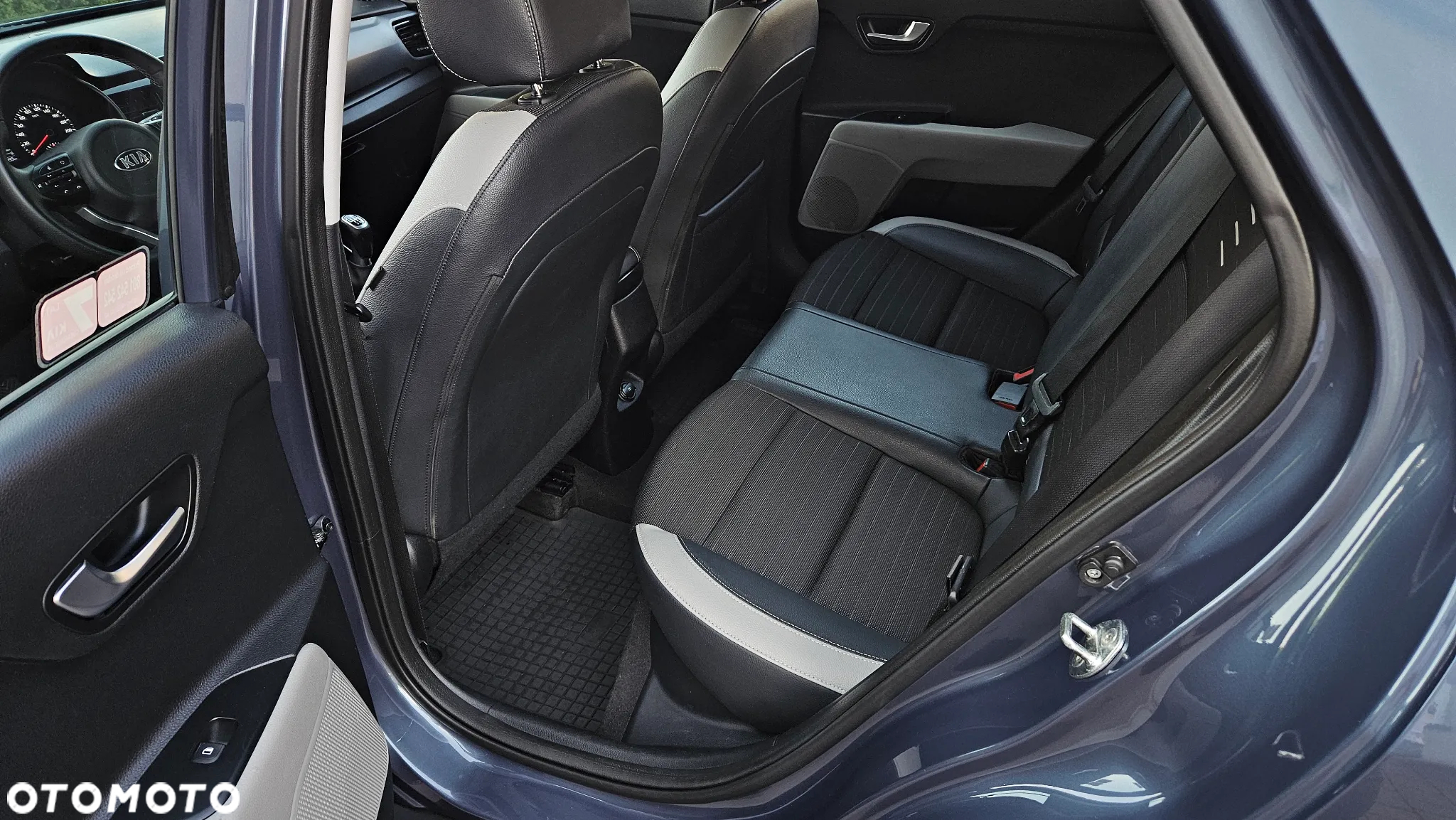 Kia Stonic - 22