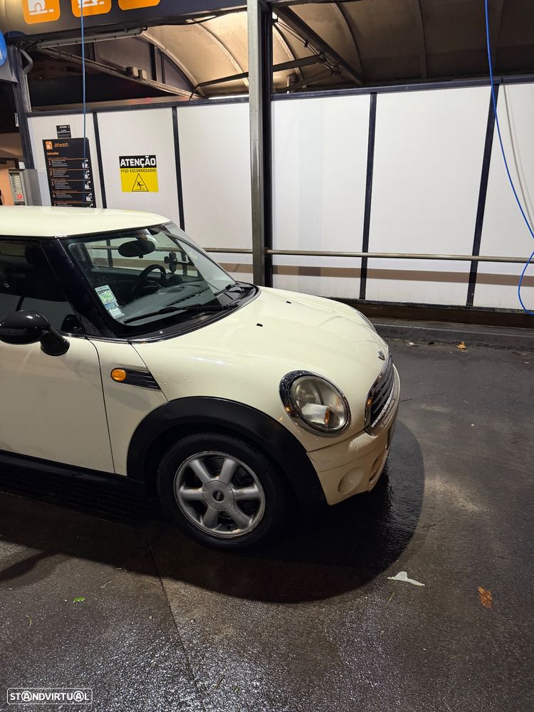 MINI 3 Portas One D - 3