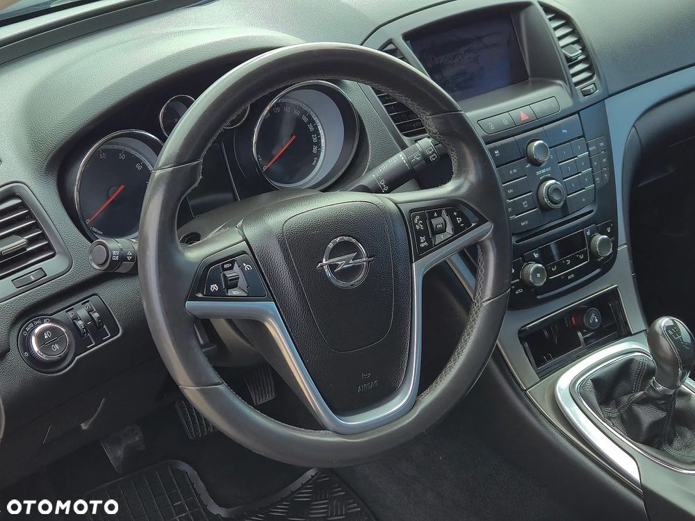 Opel Insignia 1.8 Innovation - 17