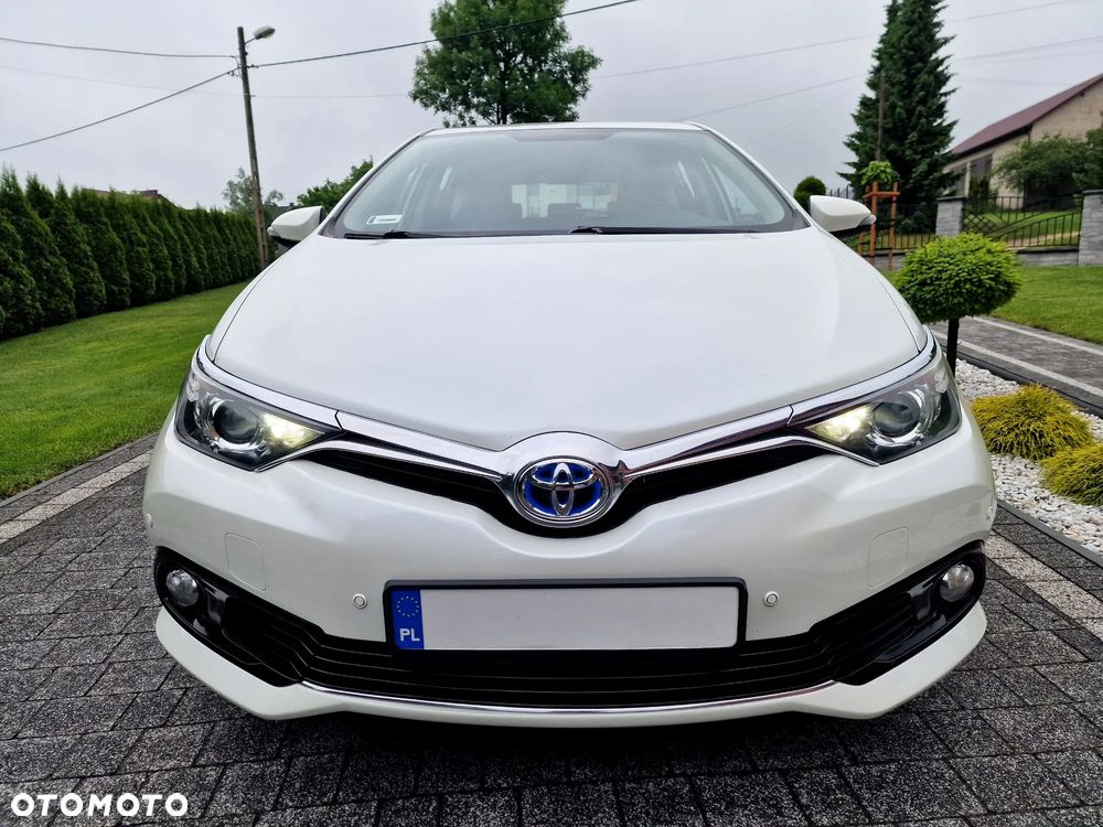Toyota Auris Hybrid 135 Premium - 14