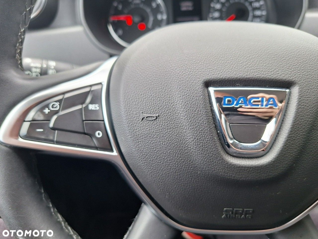 Dacia Duster 1.6 SCe Prestige - 14