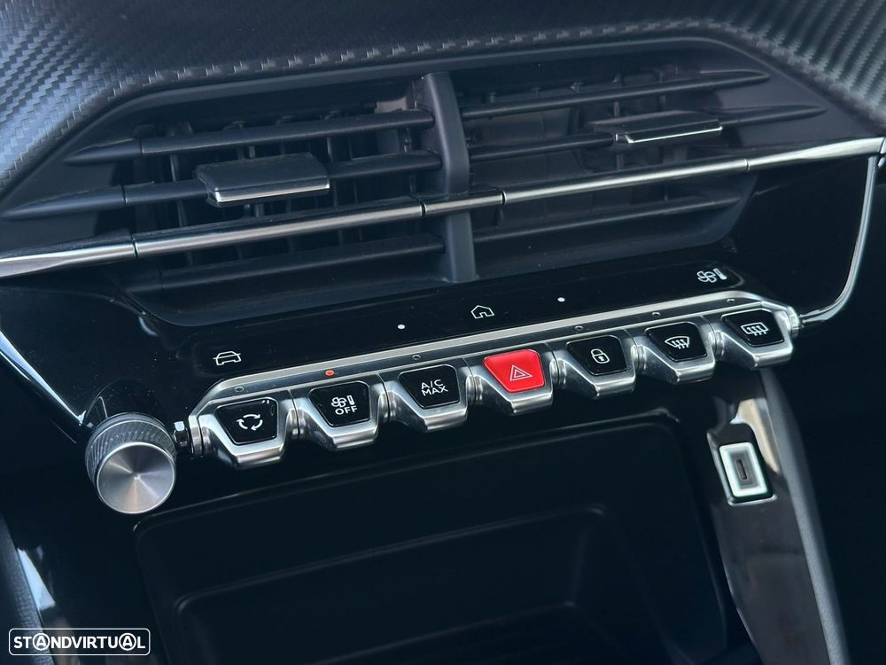 Peugeot e-208 50 kWh Style - 24