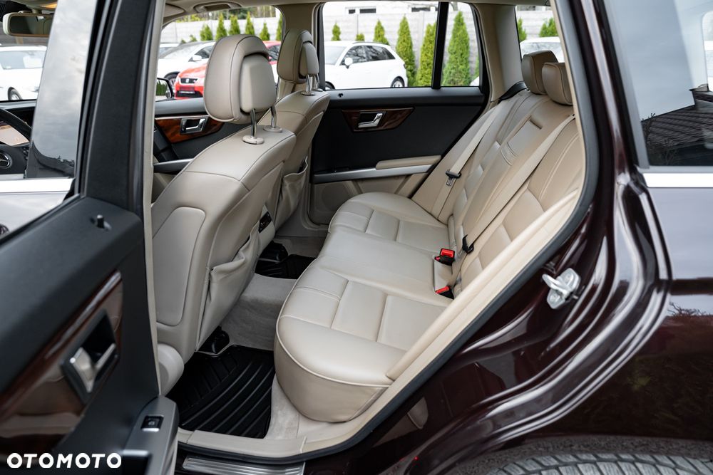 Mercedes-Benz GLK 350 CDI DPF 4Matic 7G-TRONIC - 20