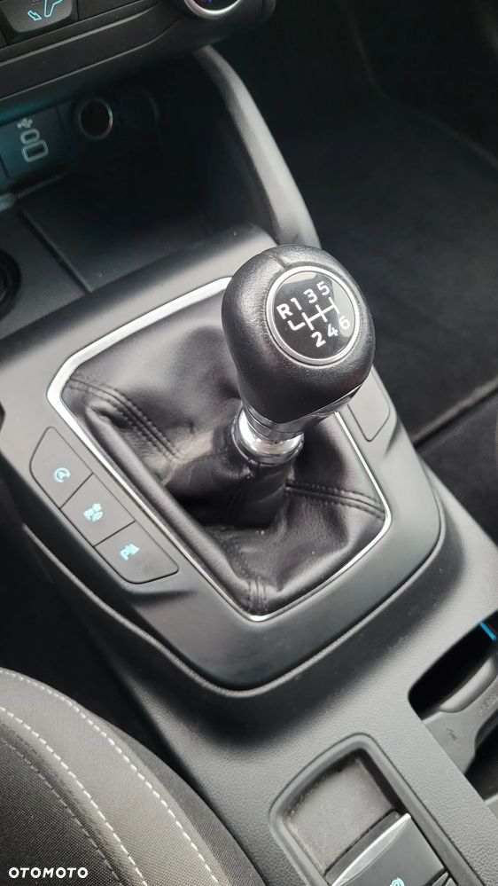 Ford Focus 1.5 EcoBlue STart-Stopp-System ACTIVE - 19