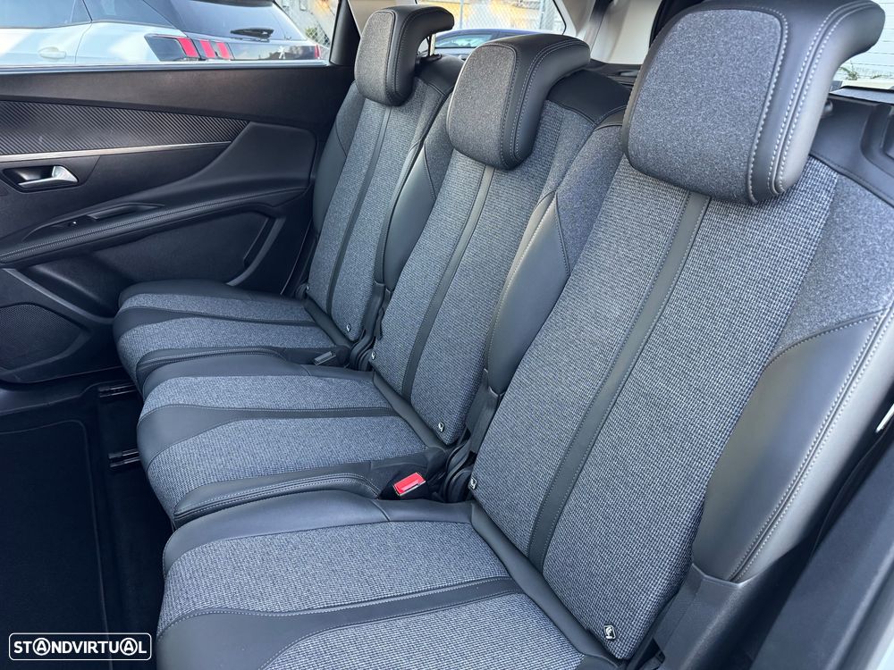 Peugeot 5008 PureTech 130 EAT8 Stop & Start Allure - 17