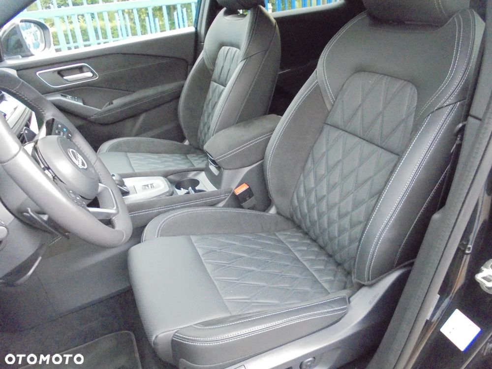 Nissan Qashqai 1.3 DIG-T MHEV Xtronic Tekna+ - 6