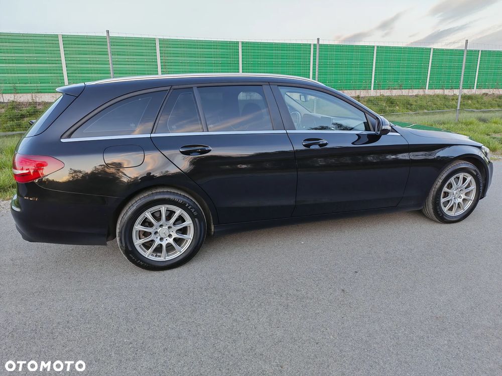 Mercedes-Benz Klasa C 200 d 7G-TRONIC - 22