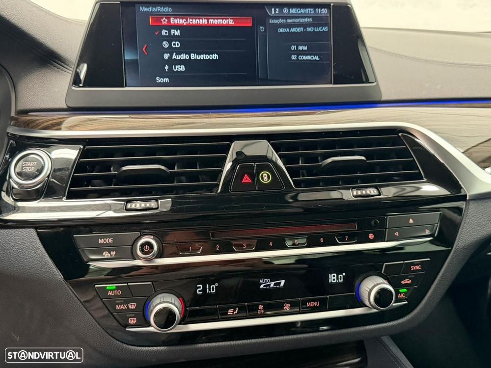 BMW 530 e iPerformance Line Luxury - 35