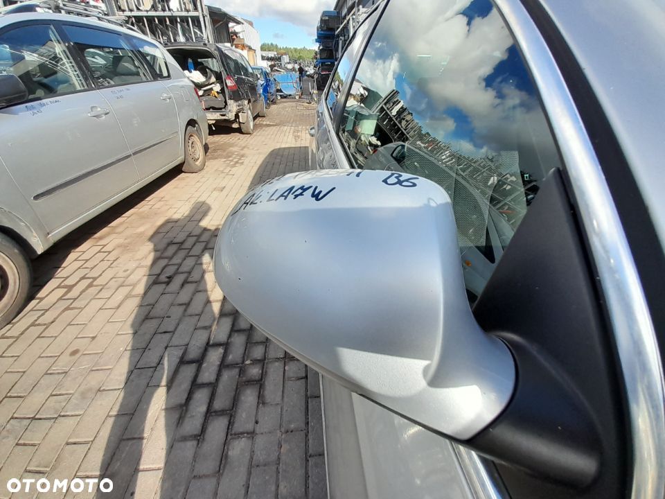 Lusterko Prawe Vw Passat B6 Kolor: LA7W - 3