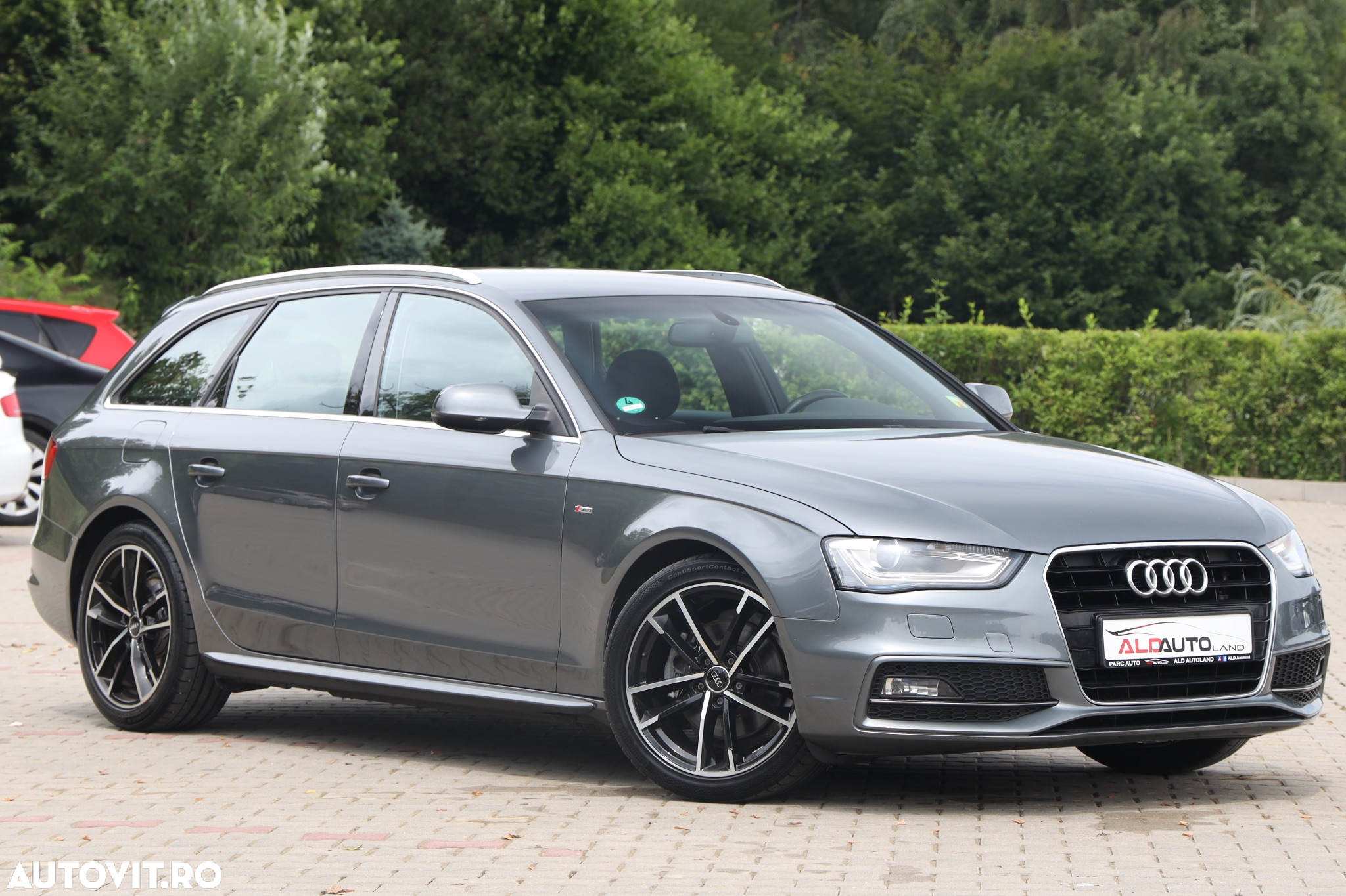 Audi A4 2.0 TDI DPF S line Sportpaket - 3