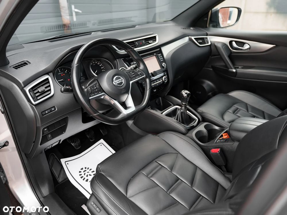 Nissan Qashqai 1.6 DCi Tekna+ - 16
