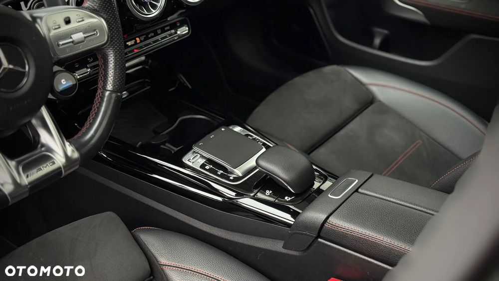 Mercedes-Benz CLA - 7