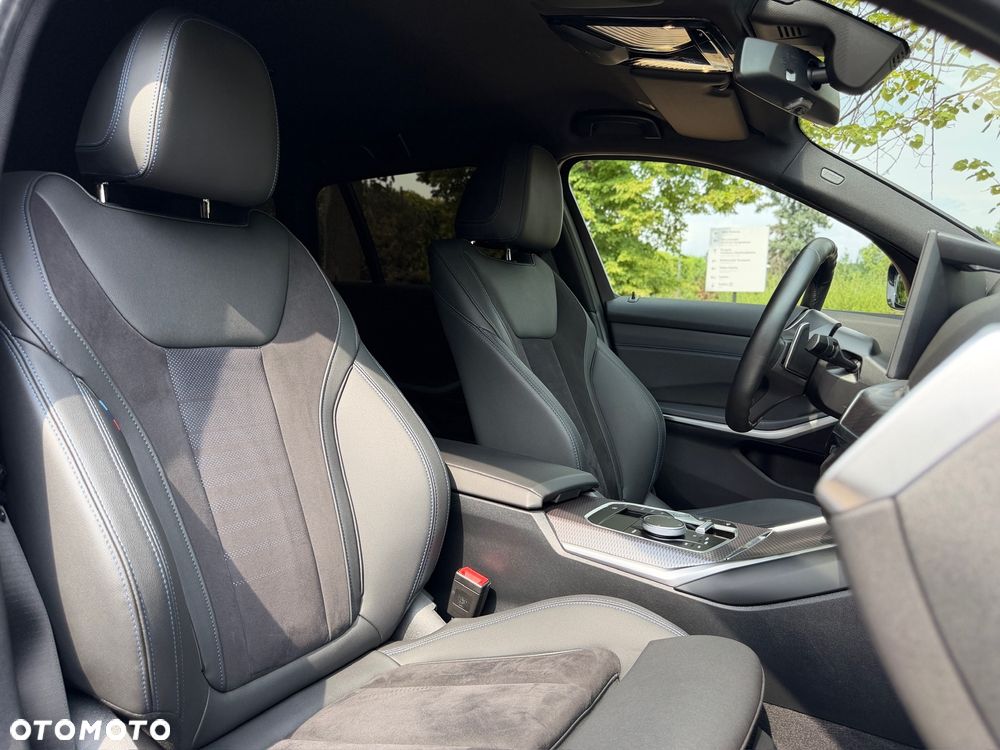 BMW Seria 3 330i M Sport sport - 21