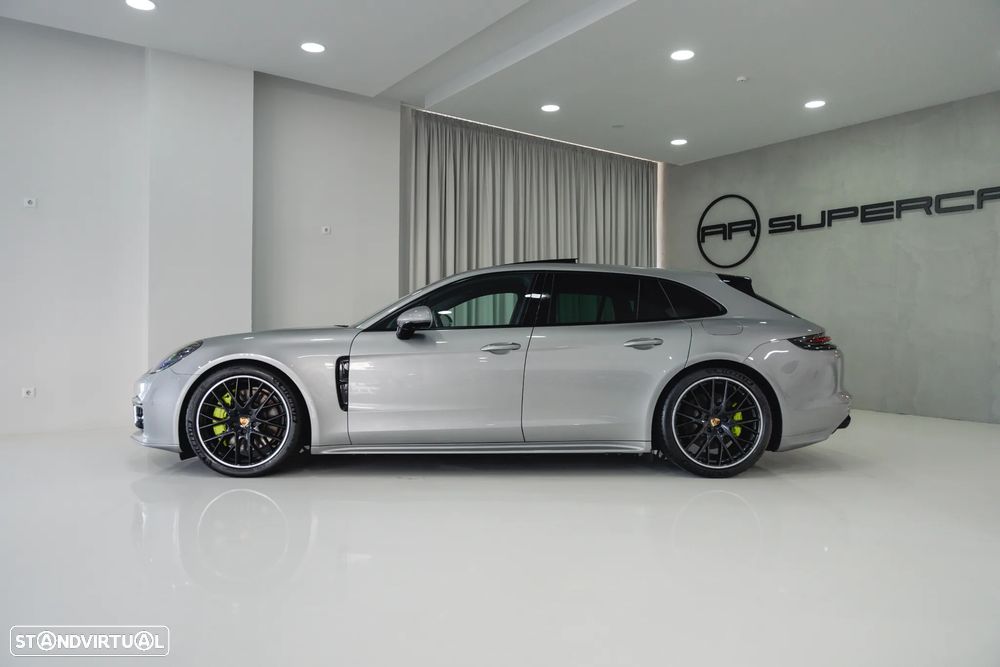 Porsche Panamera Sport Turismo 4 E-Hybrid Edition 10 Anos - 10
