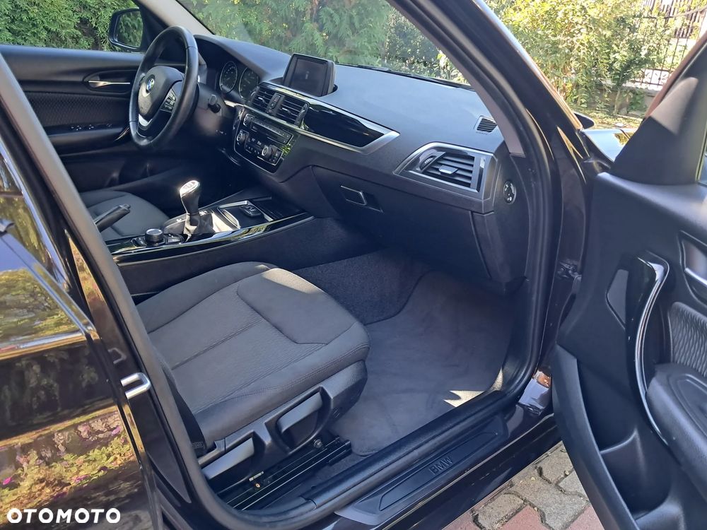 BMW Seria 1 - 18