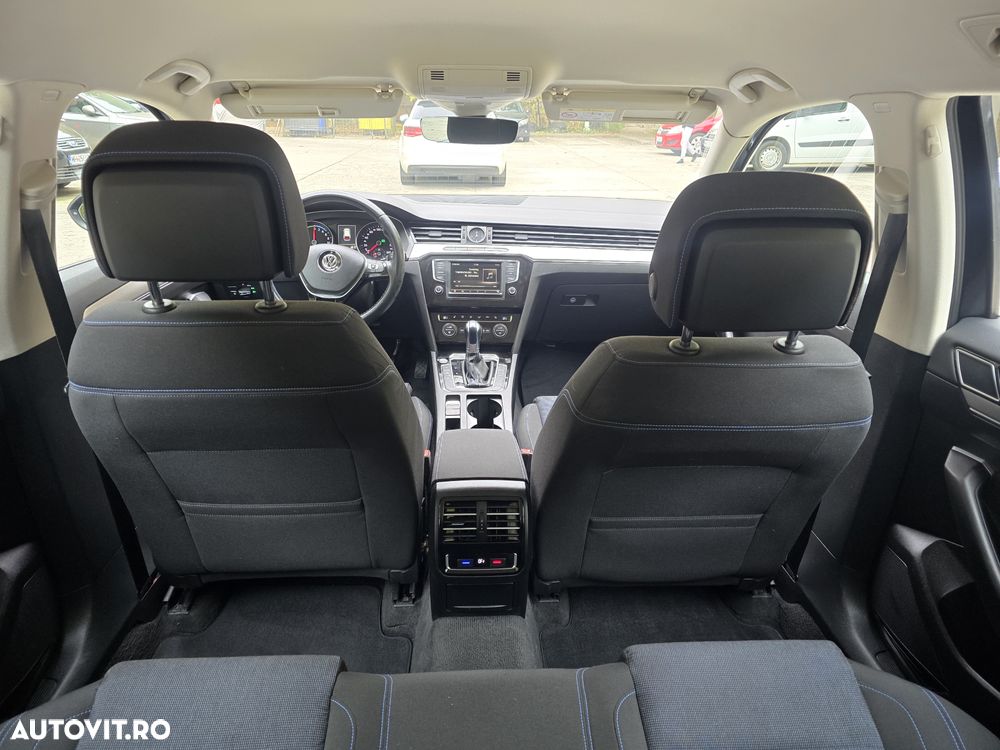 Volkswagen Passat - 20
