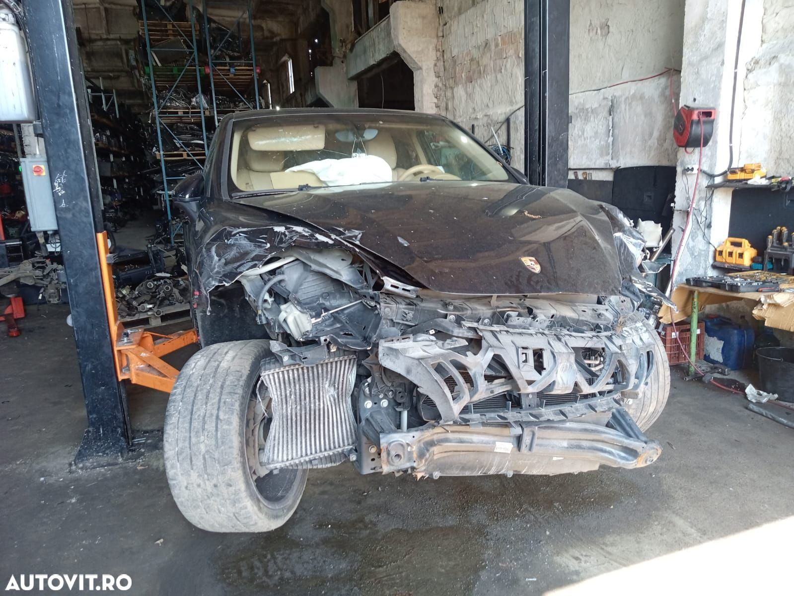 Centura stanga spate 7p0857805 Porsche Cayenne 958 [2010 - 2014] 3.0 - 9
