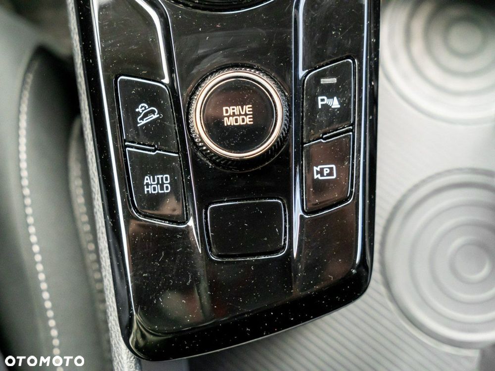 Kia Sportage 1.6 T-GDI HEV L 2WD - 26