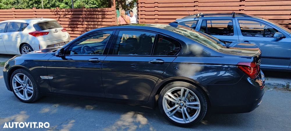 BMW Seria 7 740d xDrive - 1