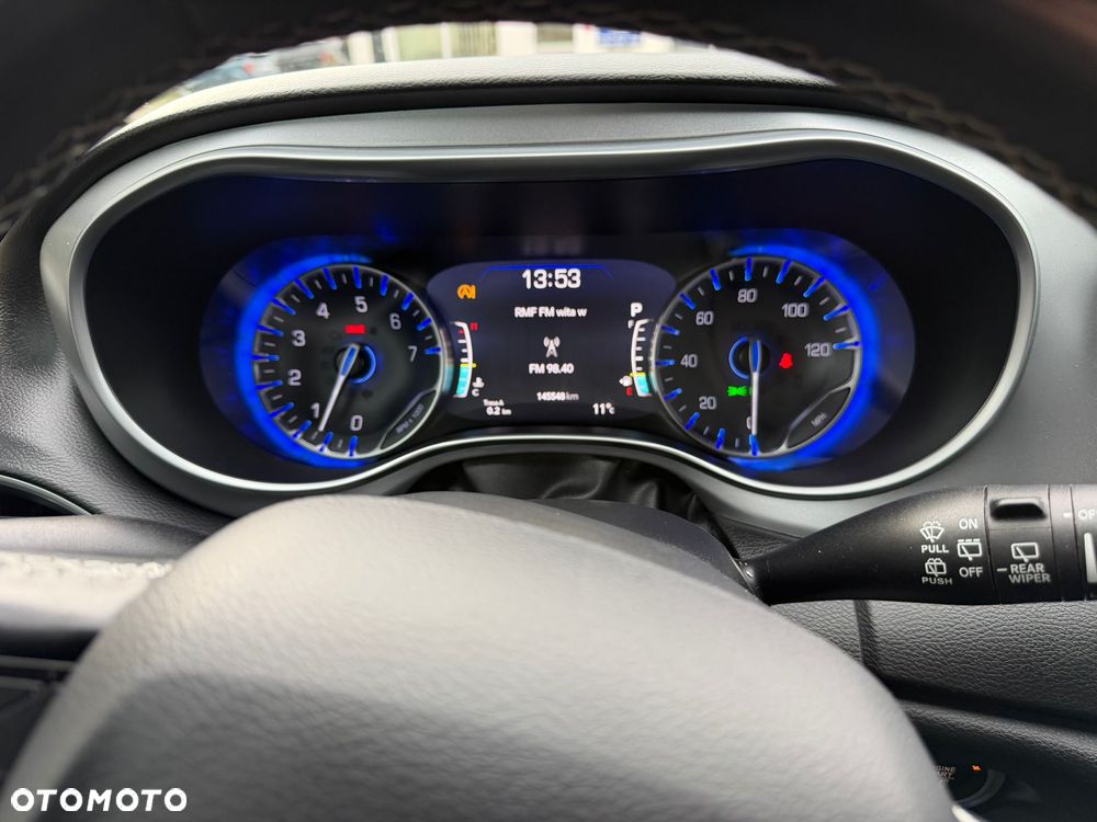 Chrysler Pacifica - 19