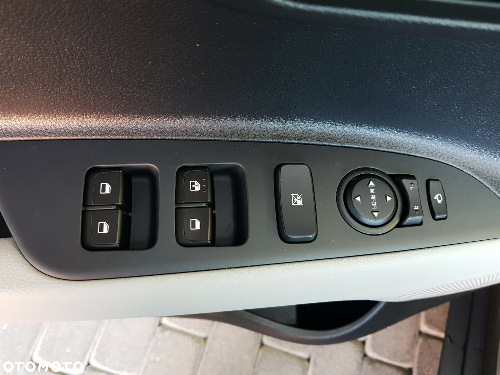Kia Stonic 1.0 T-GDI L - 11