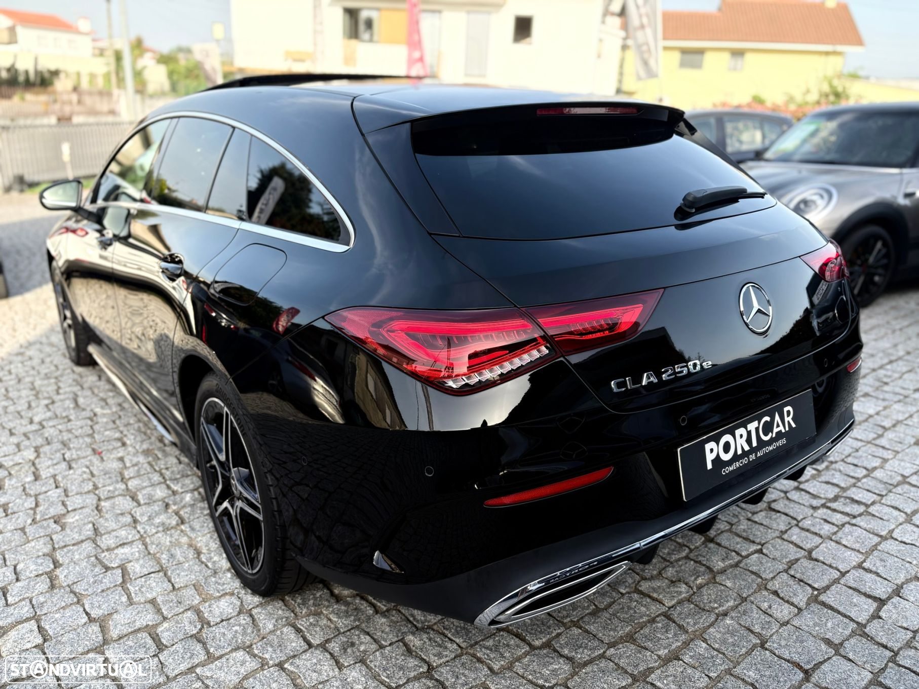 Mercedes-Benz CLA 250 e Shooting Brake AMG Line - 5