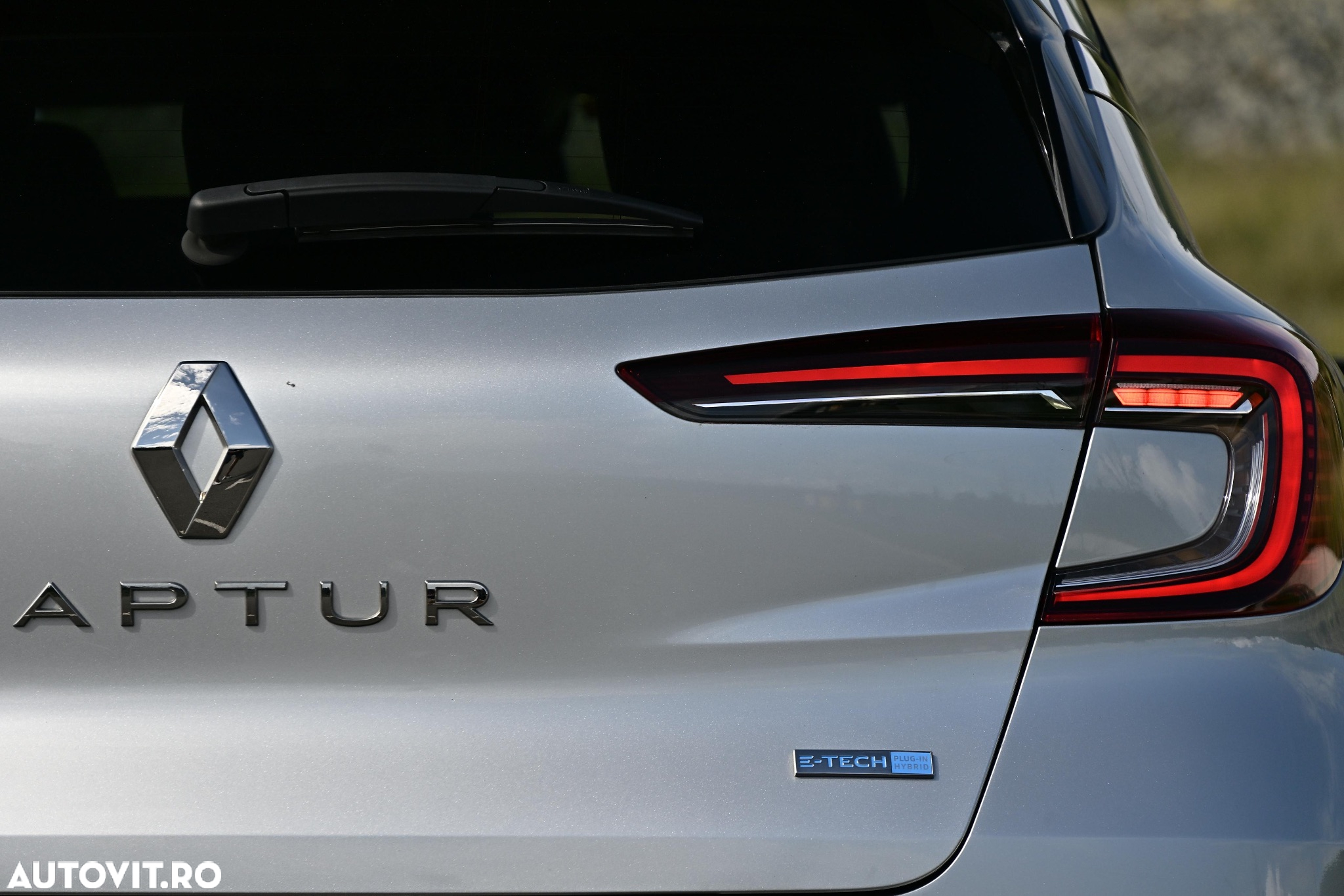 Renault Captur E-Tech PHEV 160 Techno - 14