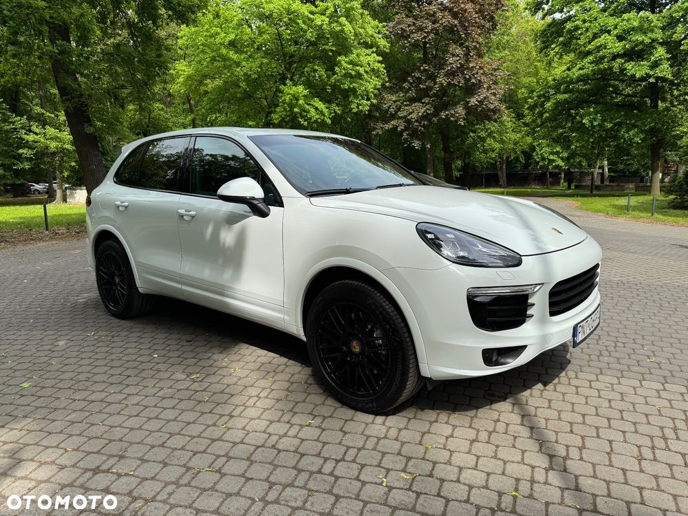 Porsche Cayenne Platinum Edition - 16