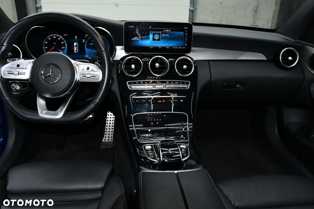Mercedes-Benz Klasa C 300 d 4MATIC 9G-TRONIC - 20