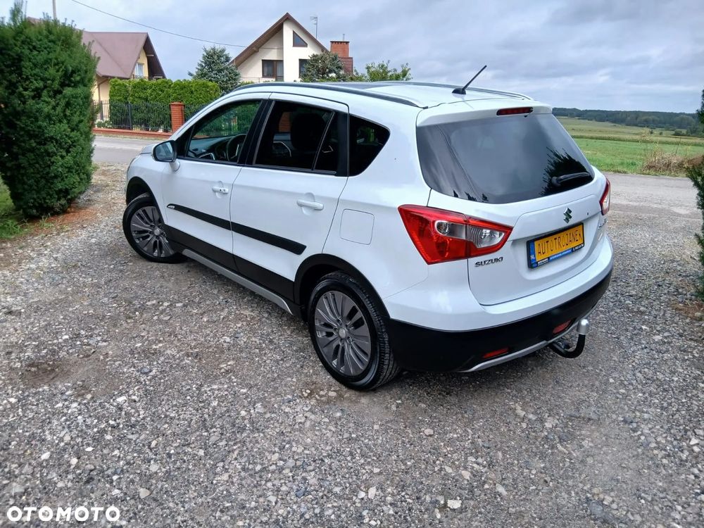 Suzuki S-Cross - 4