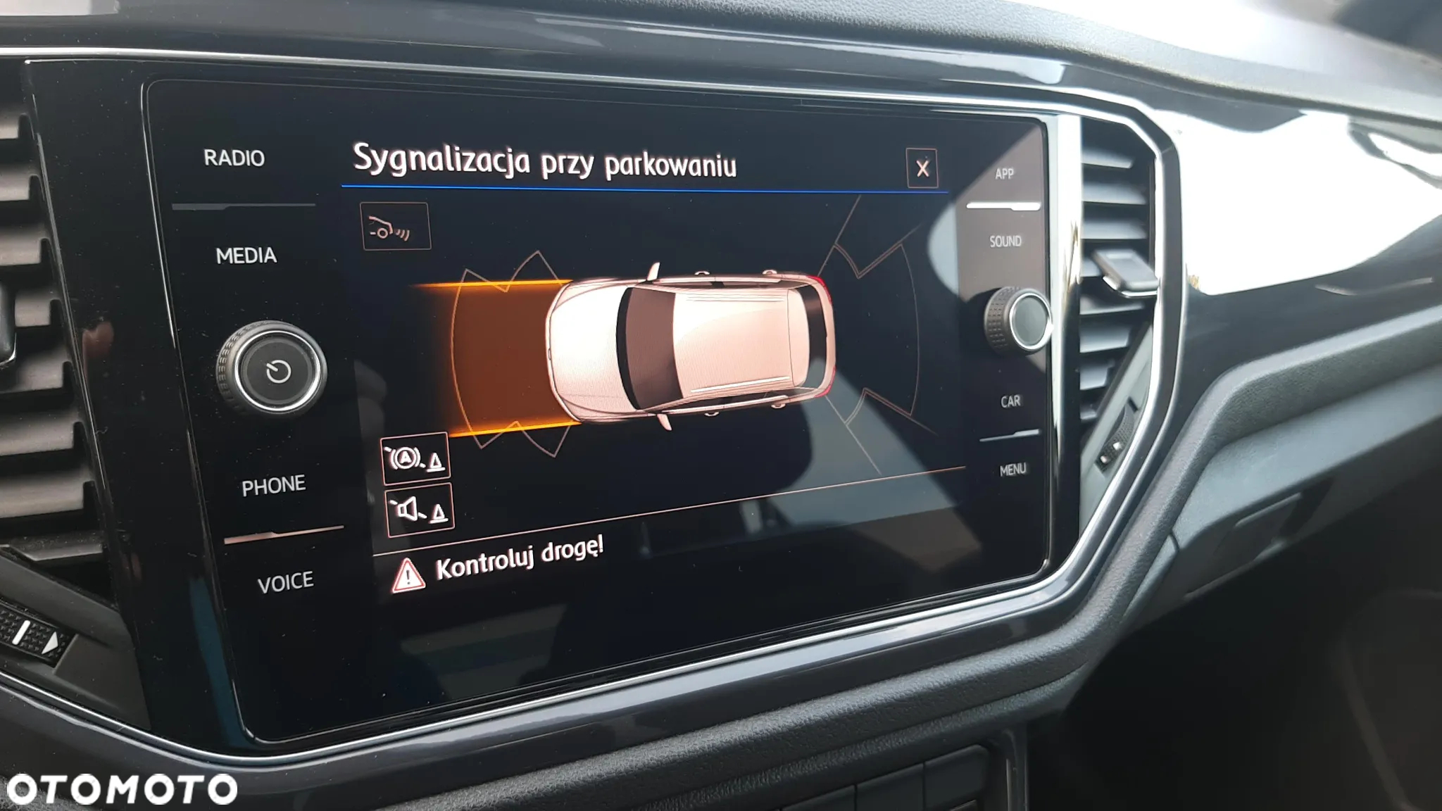 Volkswagen T-Roc 1.5 TSI ACT Premium - 27