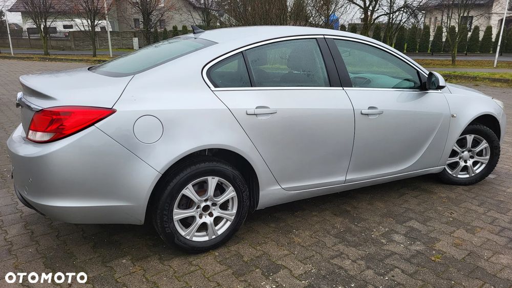 Opel Insignia - 15