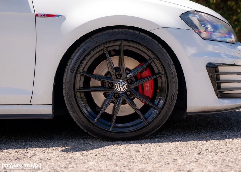 VW Golf 2.0 TSi GTi DSG Performance - 18