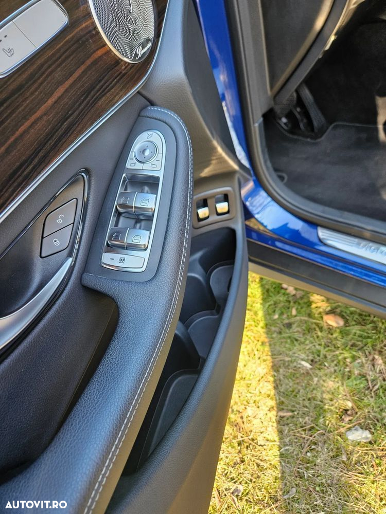 Mercedes-Benz GLC Coupe 300 e 4Matic 9G-TRONIC - 28
