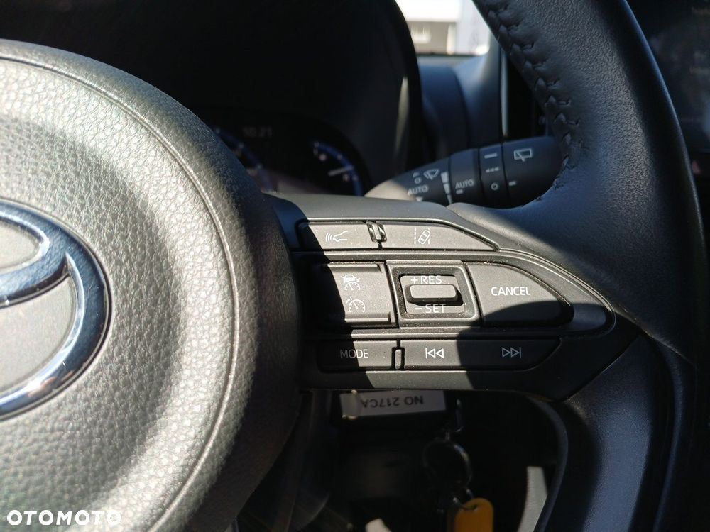 Toyota Yaris Cross 1.5 Comfort - 16