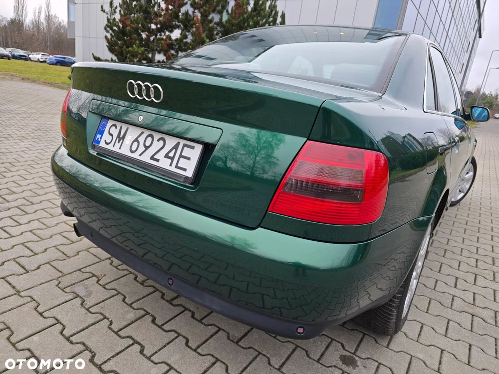 Audi A4 Limousine - 13