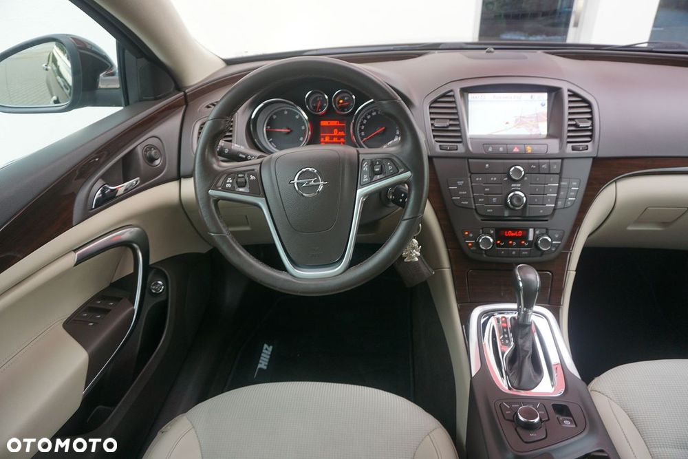 Opel Insignia - 19