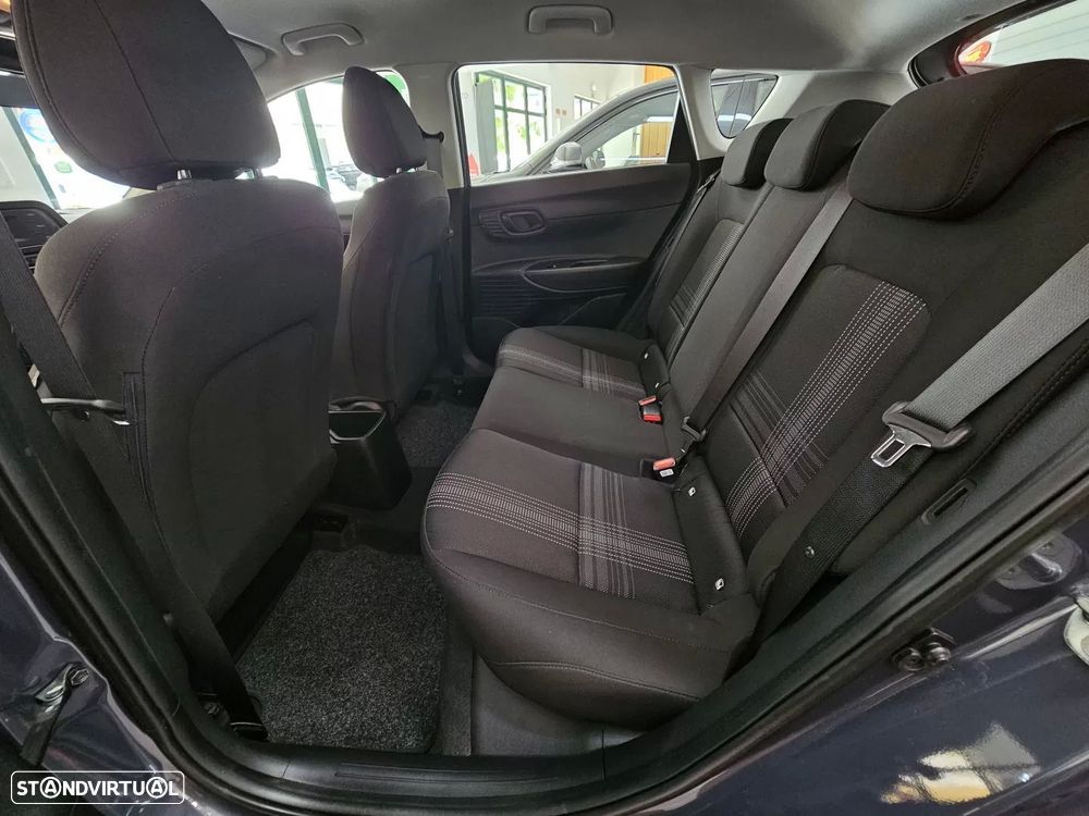 Hyundai Bayon 1.2 Pure - 11