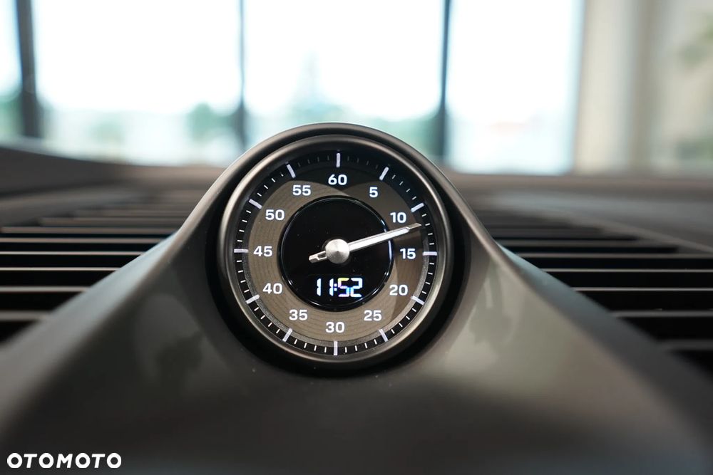 Porsche Macan Turbo 100kWh - 23