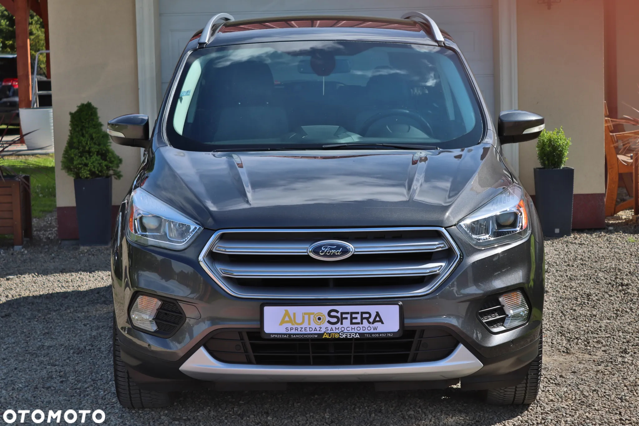 Ford Kuga 2.0 TDCi 2x4 Business Edition - 4