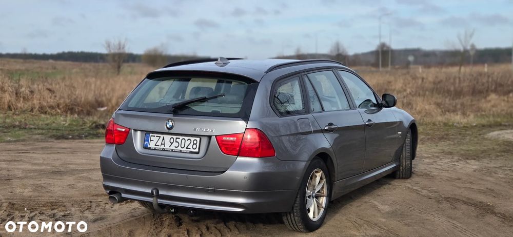 BMW Seria 3 320d - 4