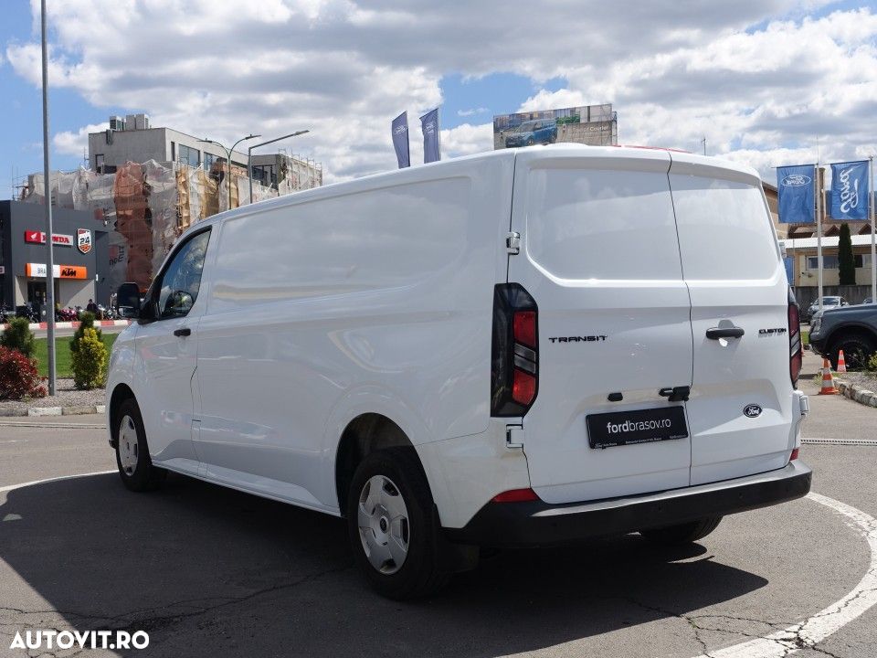 Ford Transit Custom - 8